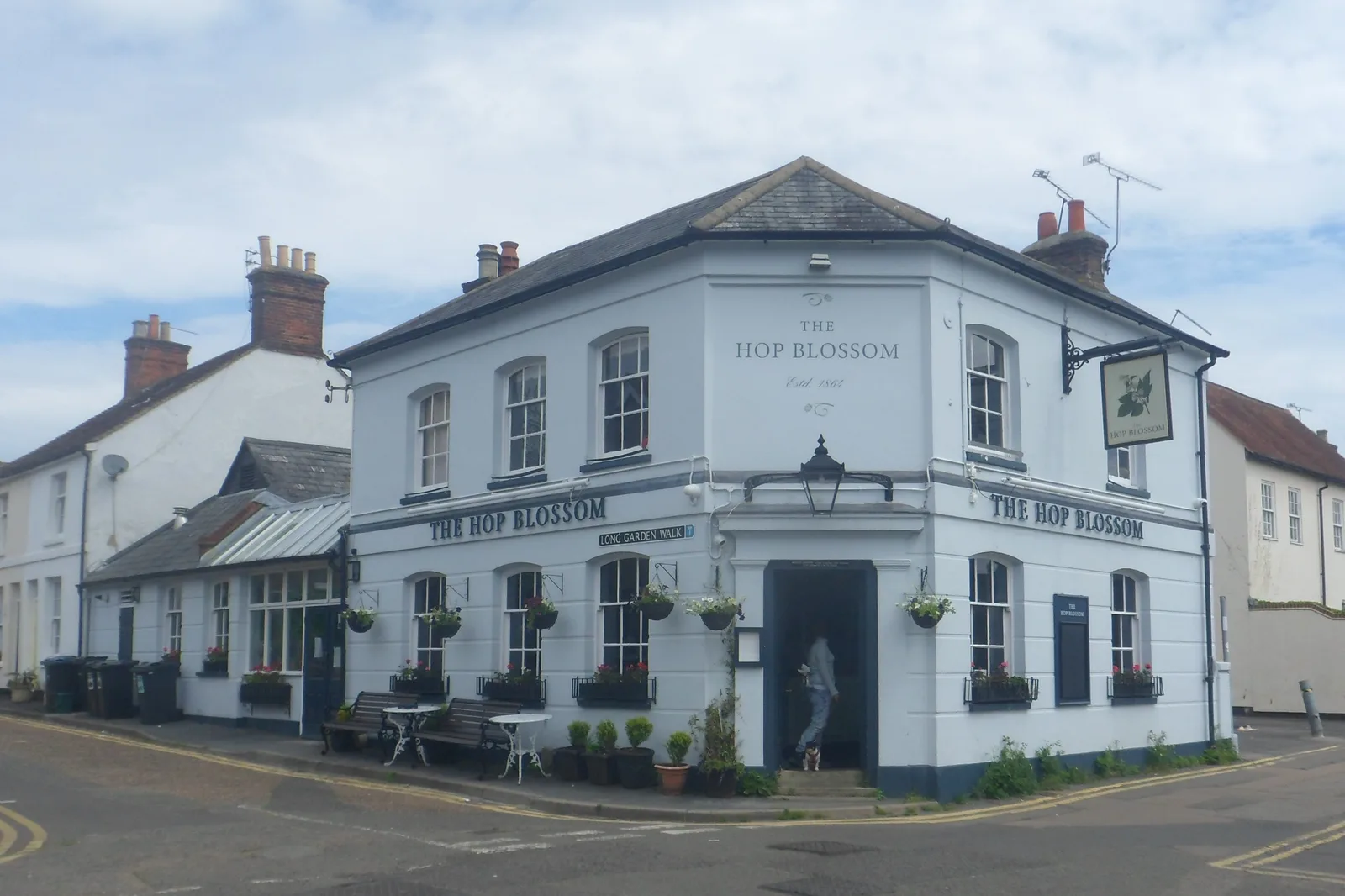 The Hop Blossom on the corner of Long Garden Walk, Farnham